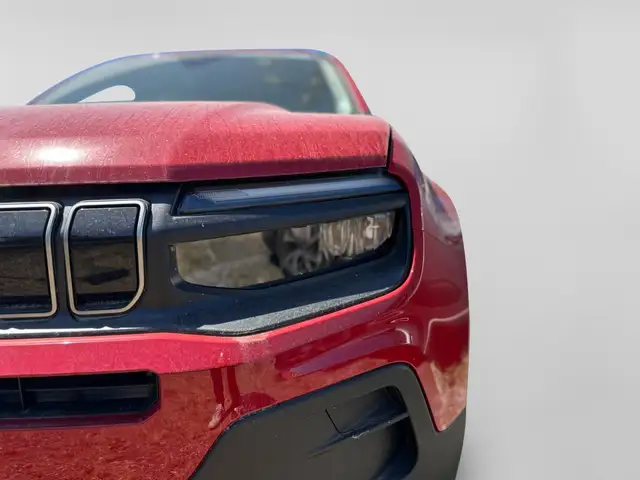 Jeep Avenger view 8