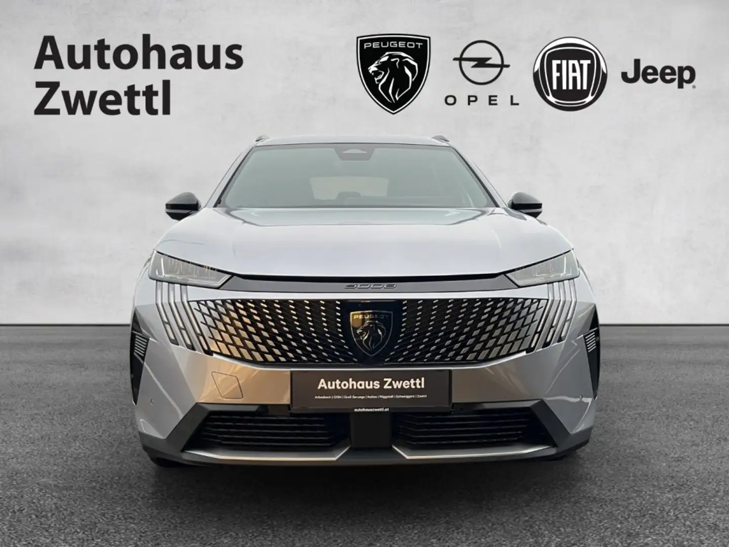 Peugeot 5008 Allure Hybrid 145 e-DCS6 Grau - 2