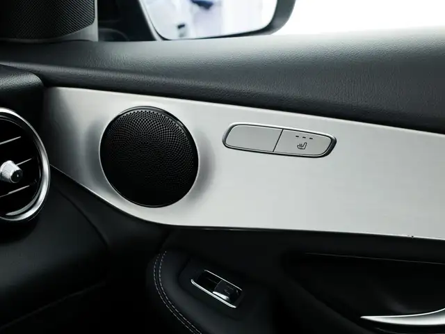Mercedes-Benz GLC view 15