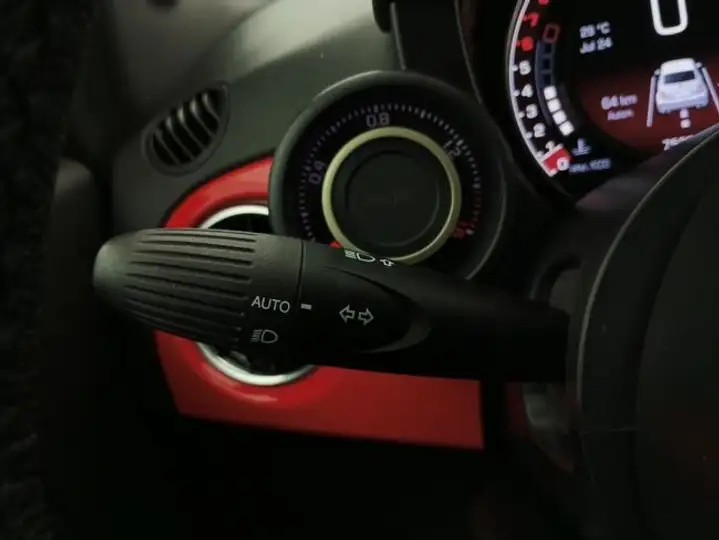 Abarth 500 2019, foto 18