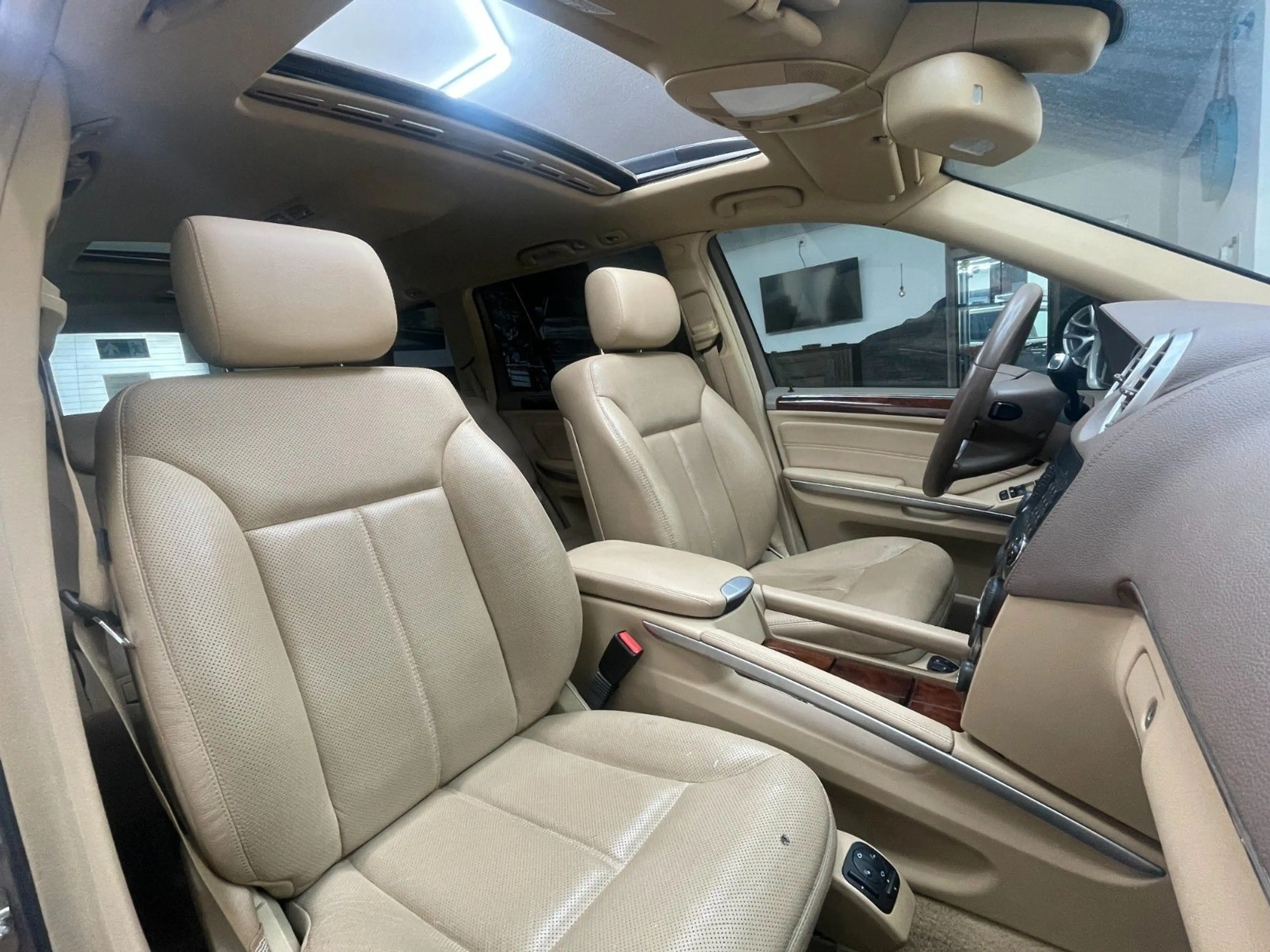 Mercedes-Benz GL 420 CDI  V8 Luxus Geländewagen — photo 10