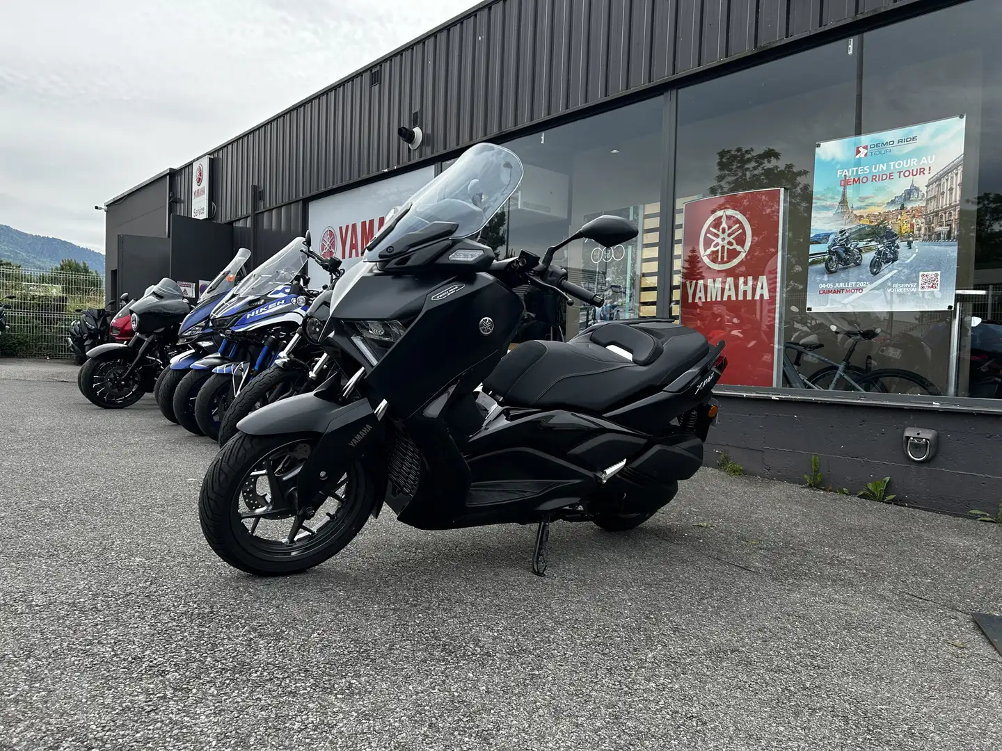 Yamaha X-Max 300 Nero - 2