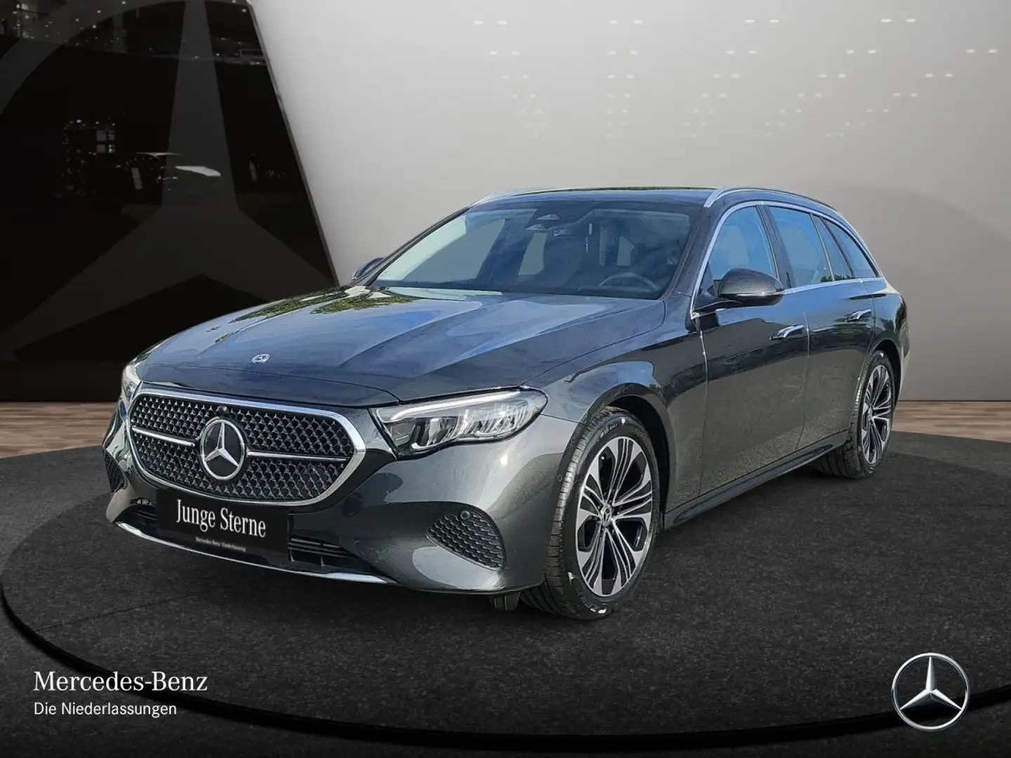 Mercedes-Benz E 220 d T Avantgarde Distr. LED AHK Kamera PTS 9G Grau - 2