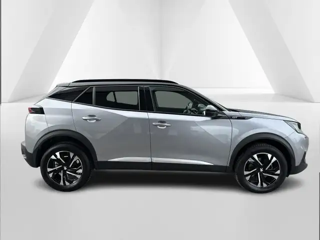 Peugeot 2008 view 6