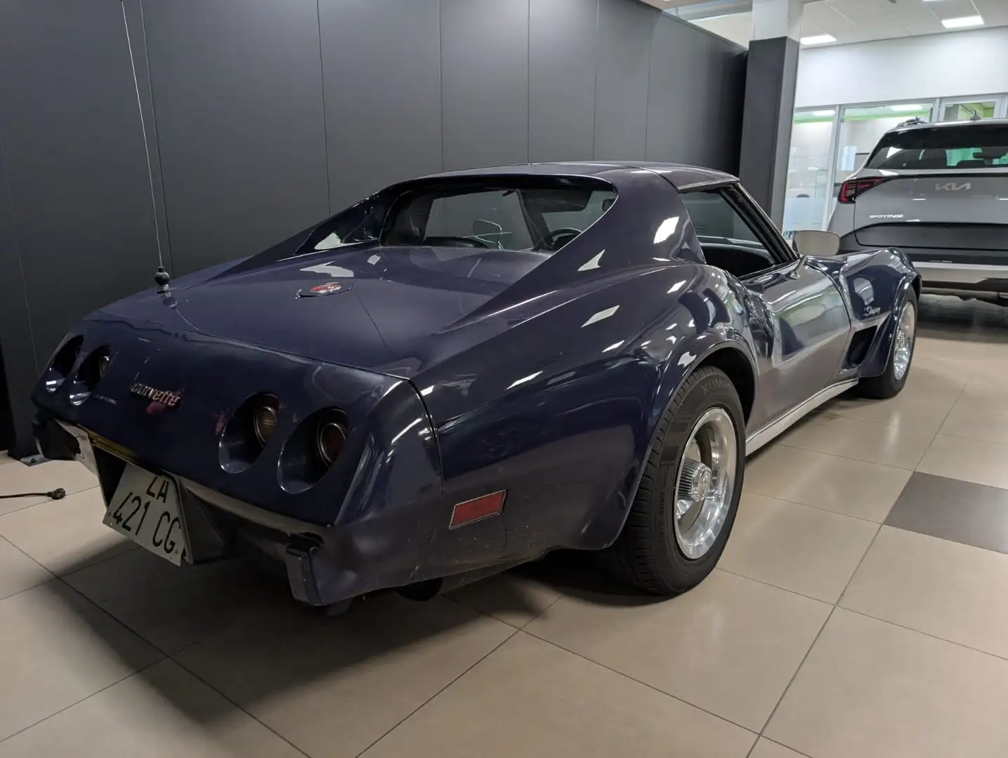 Corvette Stingray - 2