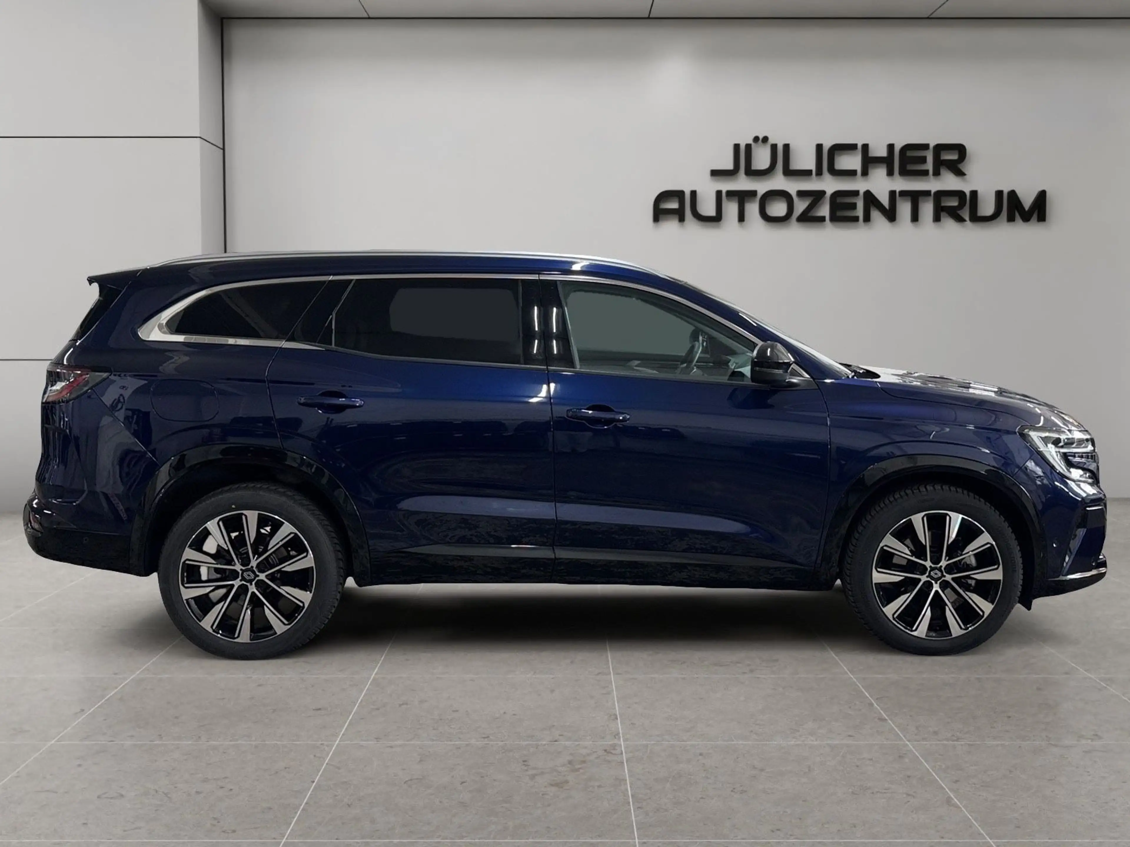 Renault Espace VI Techno E-Tech Hybrid, 1.Hand — photo 2