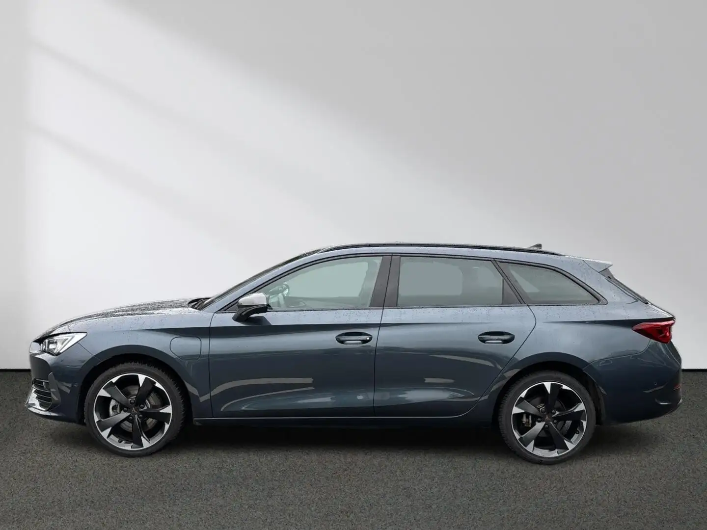 CUPRA Leon 1.4 eHybrid CarPlay LED AHK Gris - 2