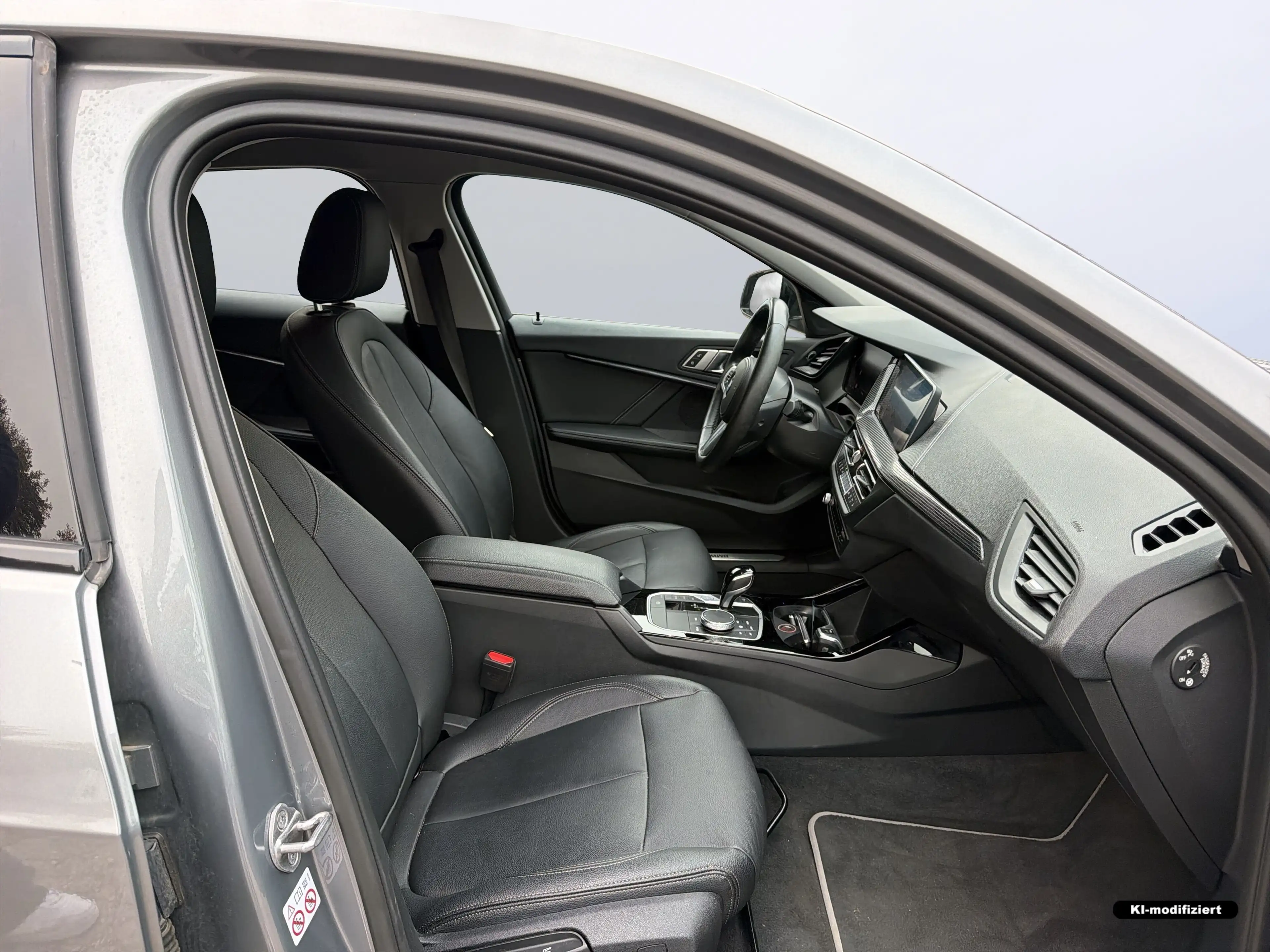 BMW 120 i Hatch — photo 11