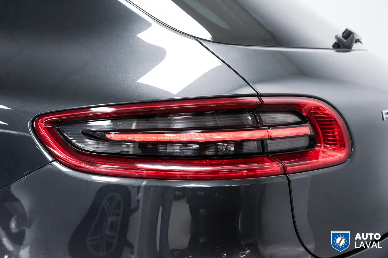 Porsche Macan снимка Porsche Macan