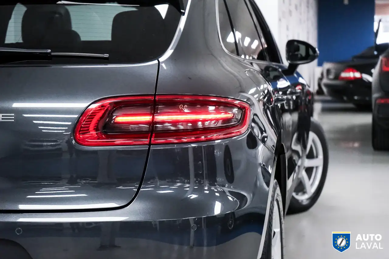 Porsche Macan снимка Porsche Macan