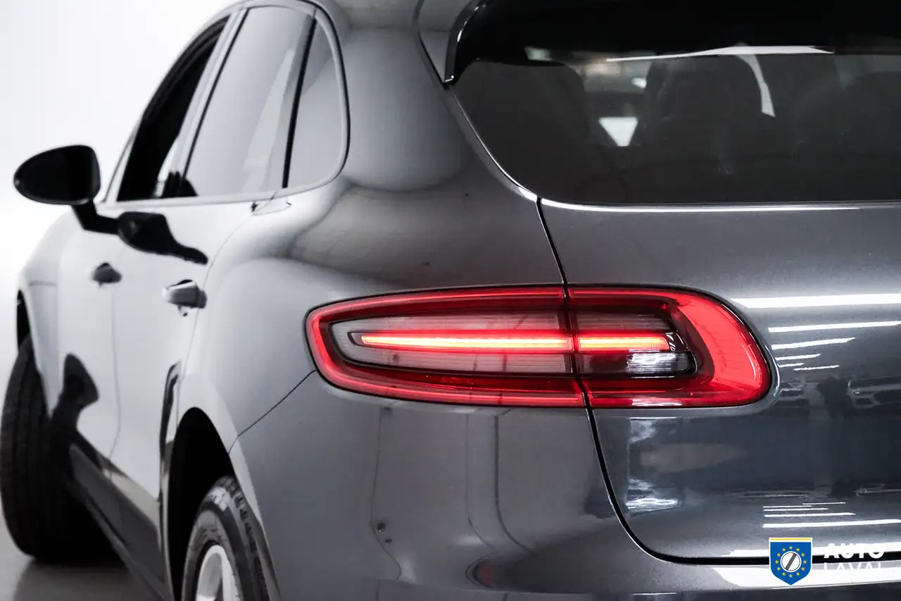 Porsche Macan снимка Porsche Macan