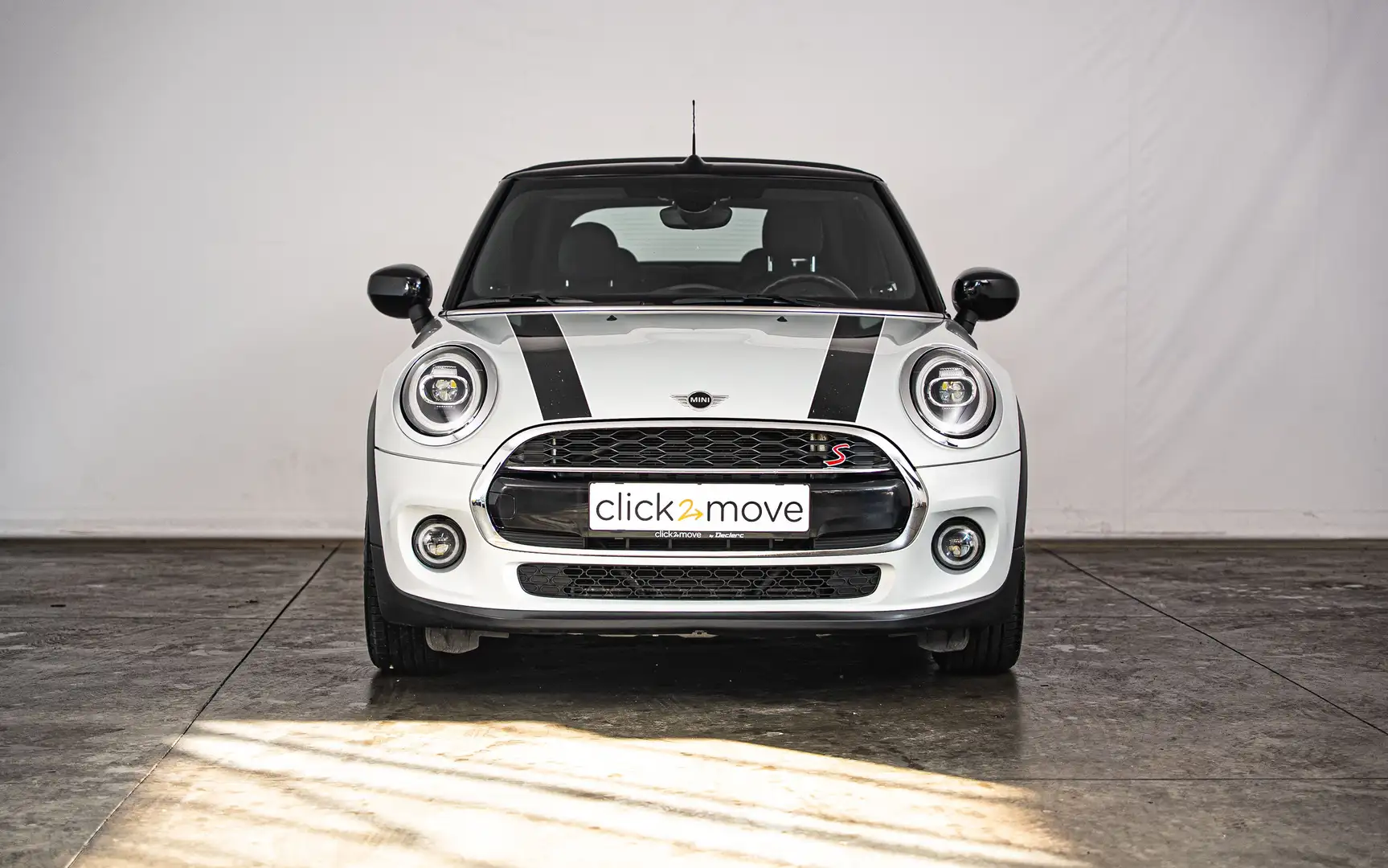 MINI Cooper Cabrio Cabriolet 1.5A OPF *Look Cooper S* Grijs - 2