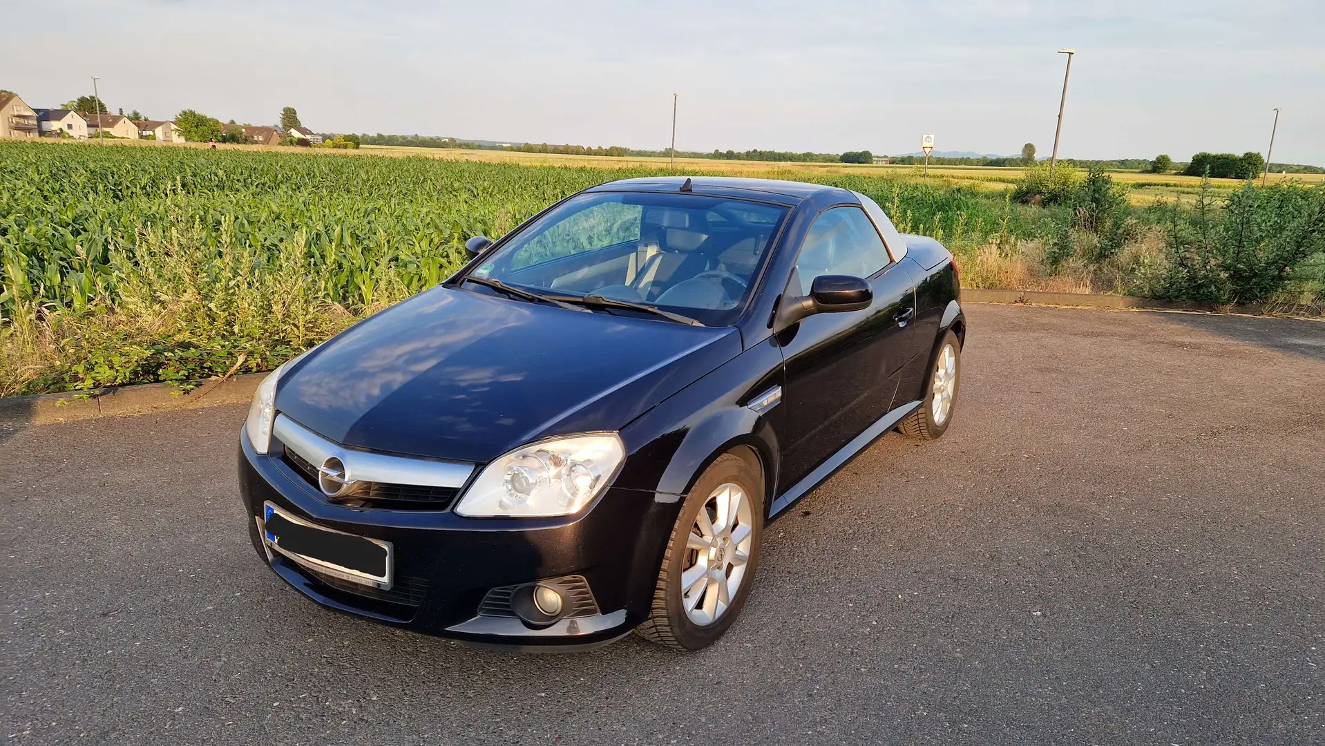 Opel Tigra Tigra Twin Top 1.4 Edition Schwarz - 1
