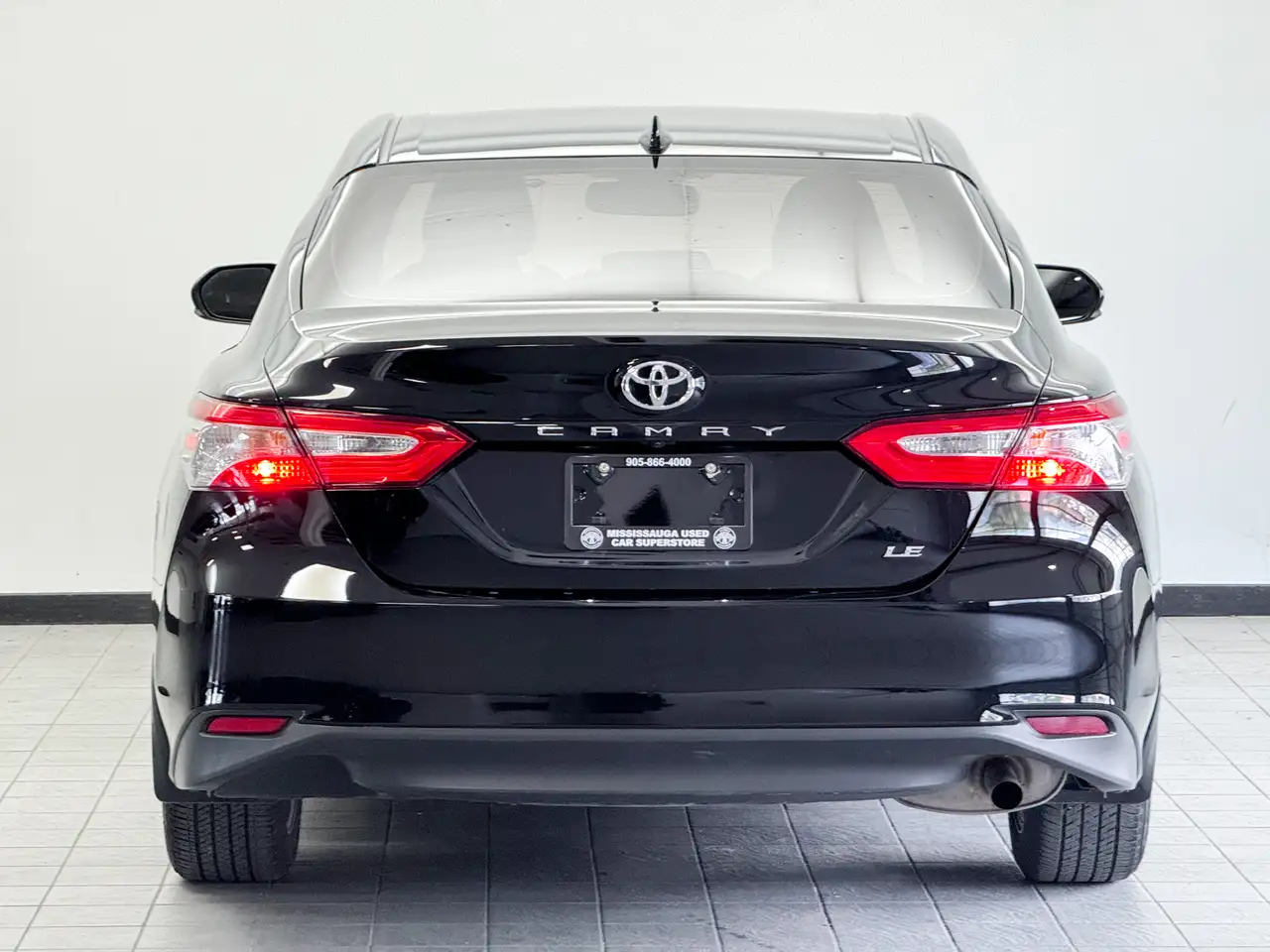 Toyota Camry снимка Toyota Camry