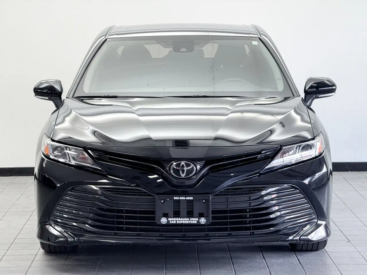 Toyota Camry снимка Toyota Camry