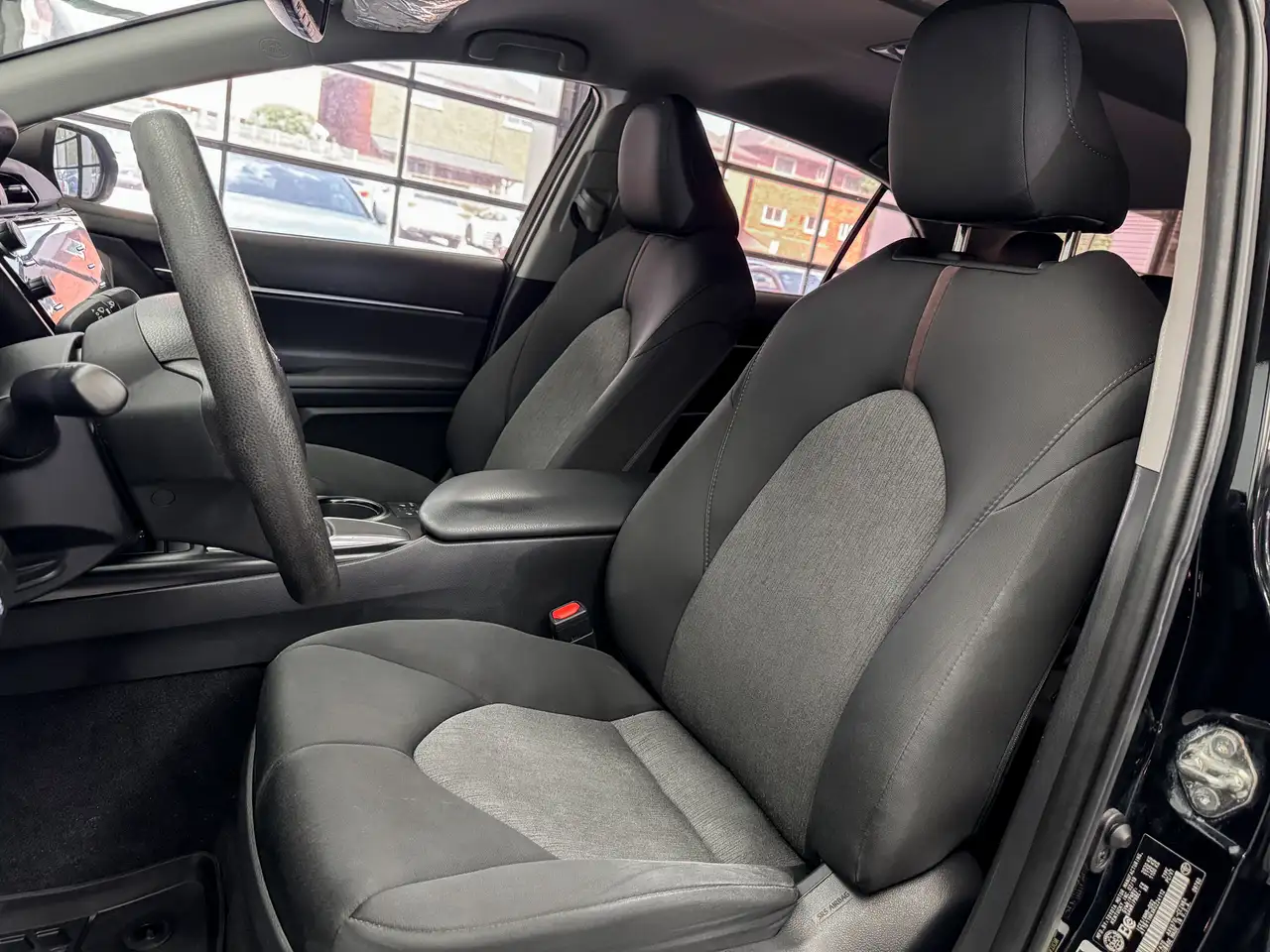 Toyota Camry снимка Toyota Camry