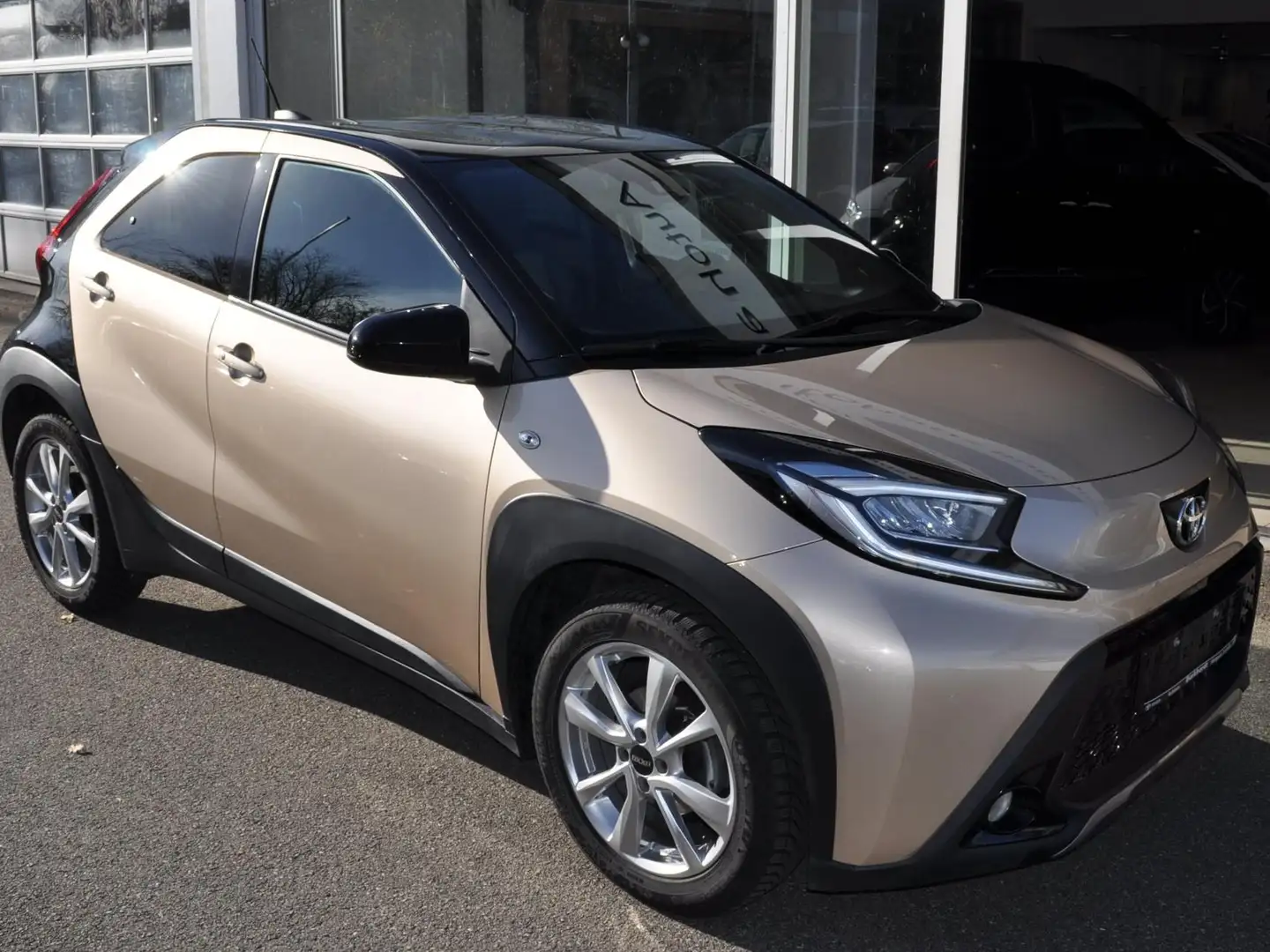 Toyota Aygo Explore - 2