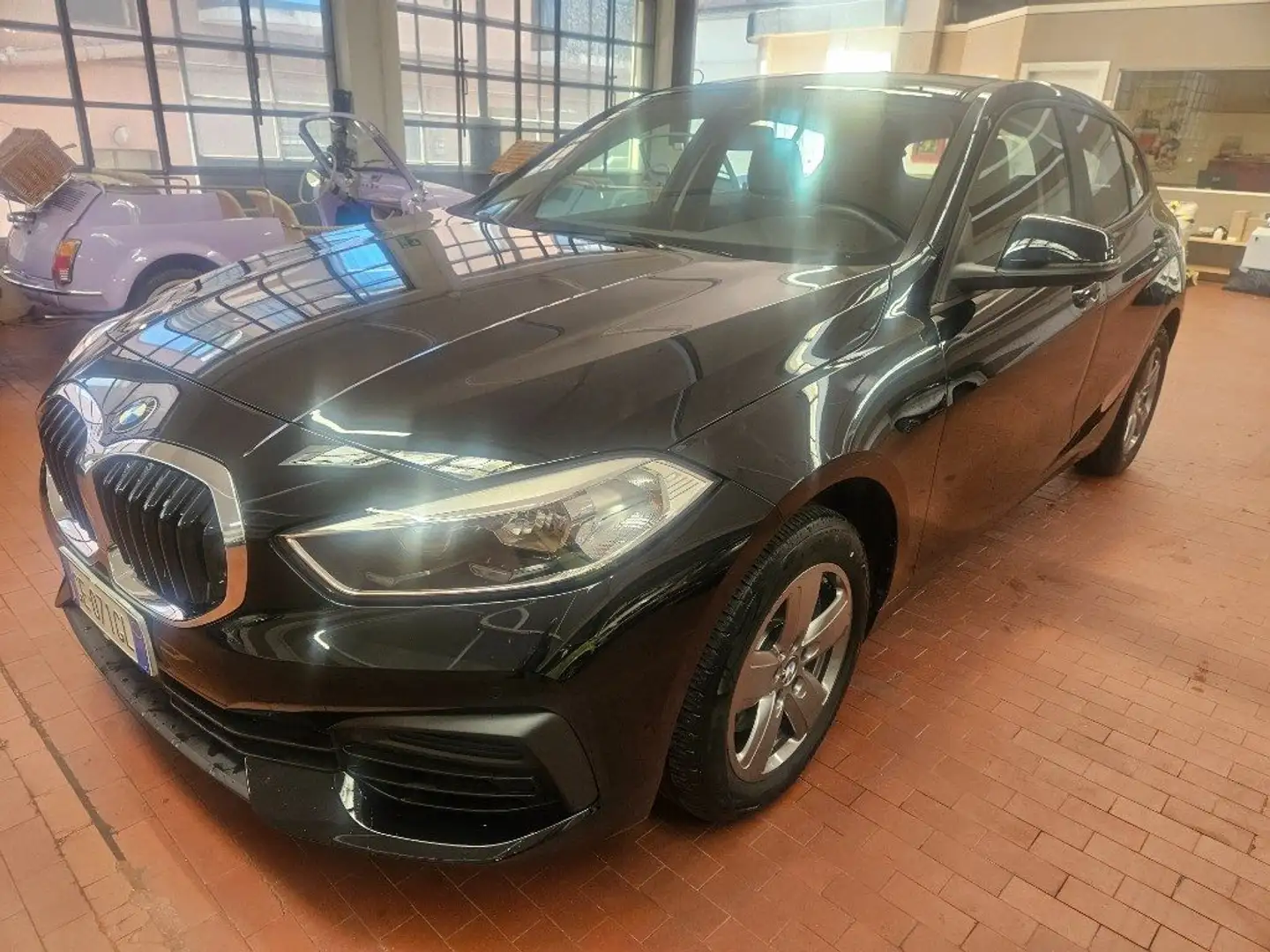 BMW 116 i 5p. Advantage M-SPORT Nero - 1