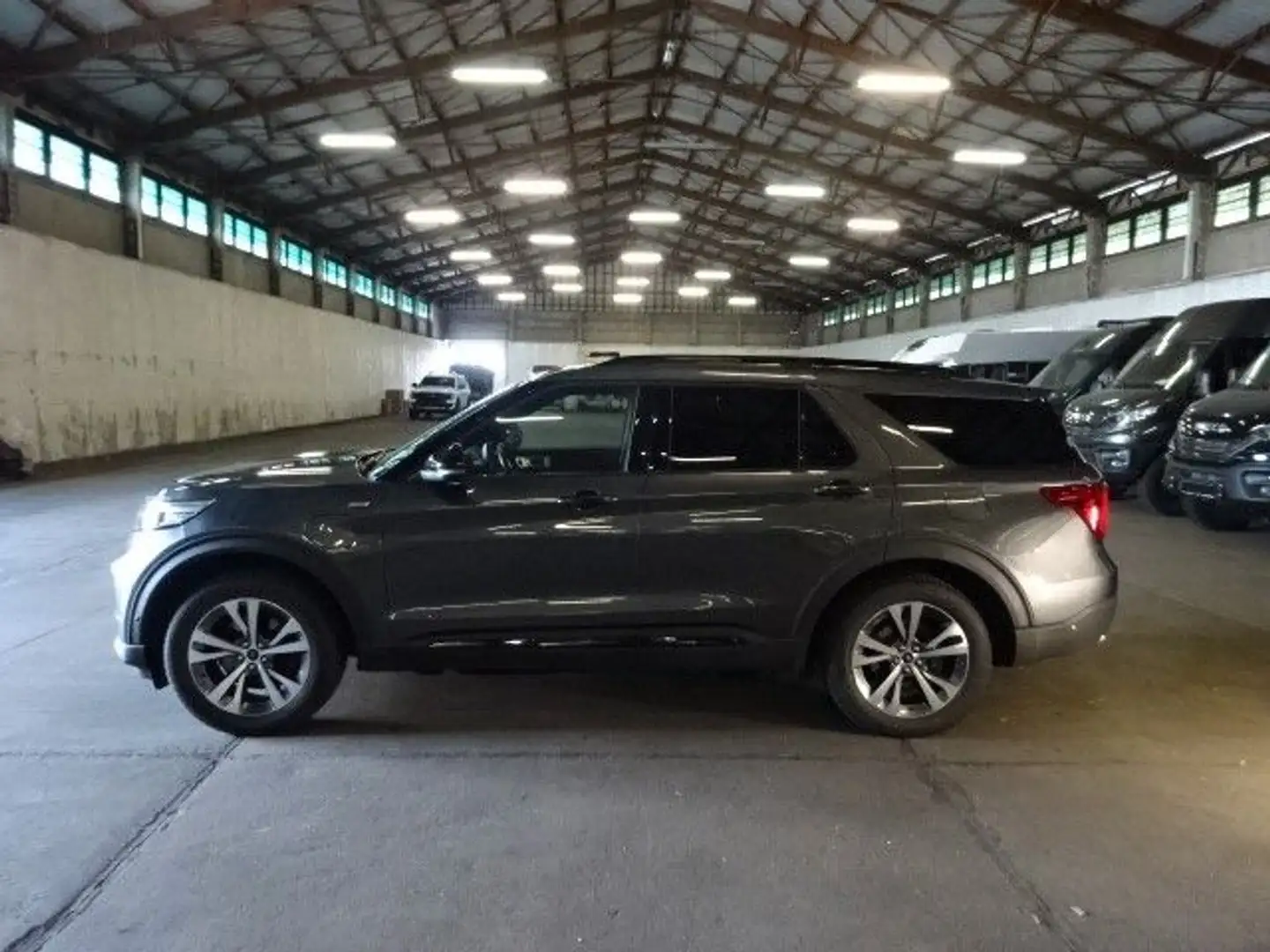 Ford Explorer ST-Line Plug-in-Hybrid 4x4 LED ACC Pano Grey - 2