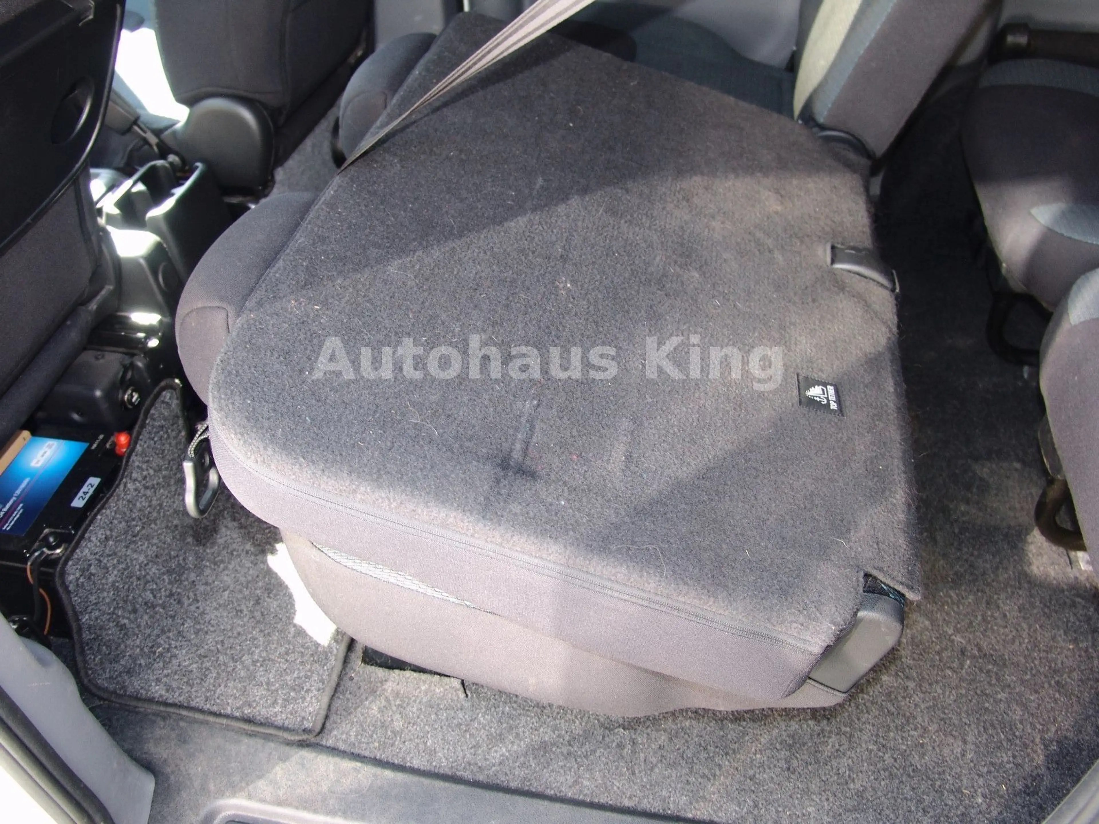 Nissan NV200 /Evalia Tekna-7Sit/NAV/Sonderlack — photo 11