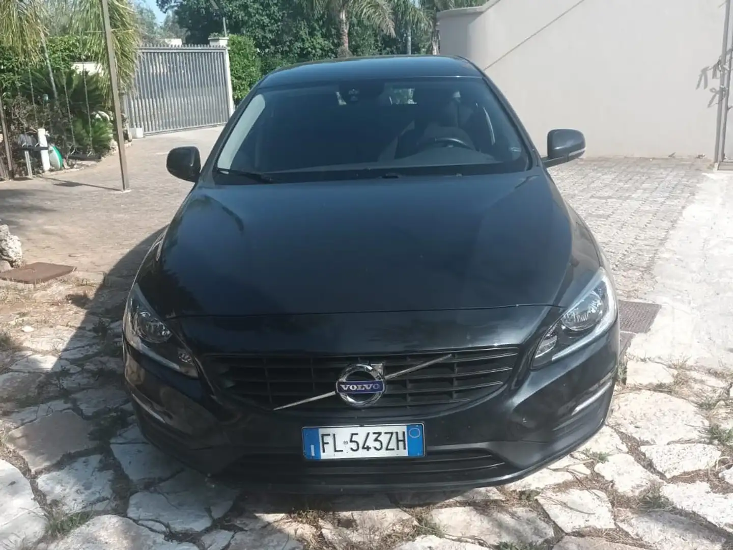Volvo V60 V60 2.0 130 cvd2 Business powershift Nero - 1