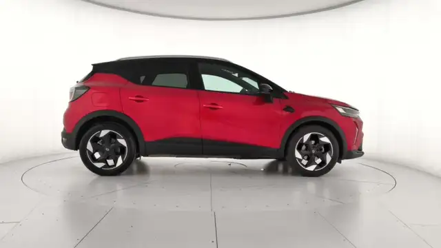 Renault Captur view 4