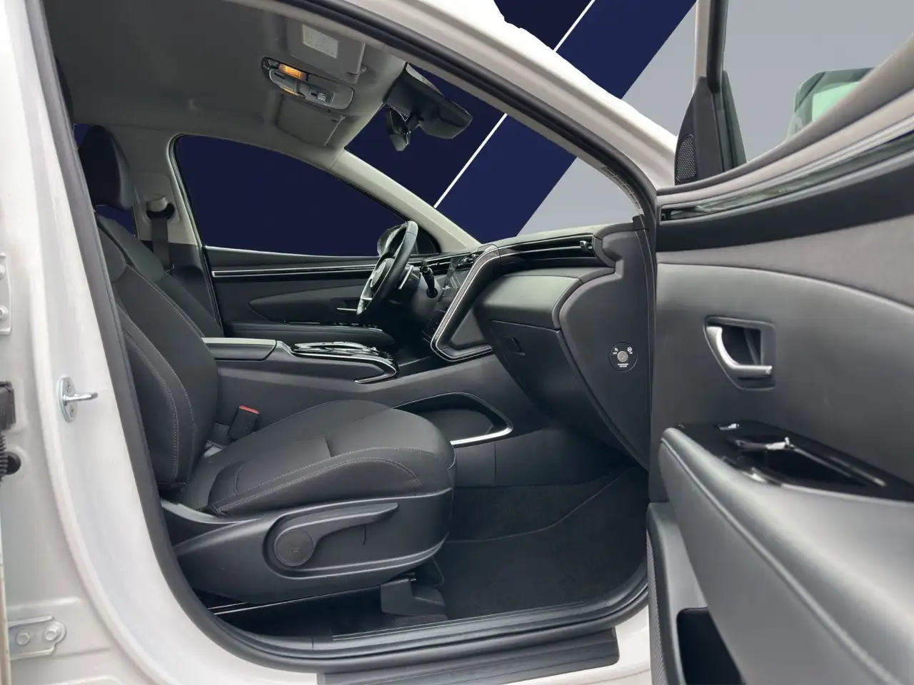 Hyundai TUCSON Trend Mild-Hybrid 2WD*DIGITAL*KAM*CARPLAY 24
