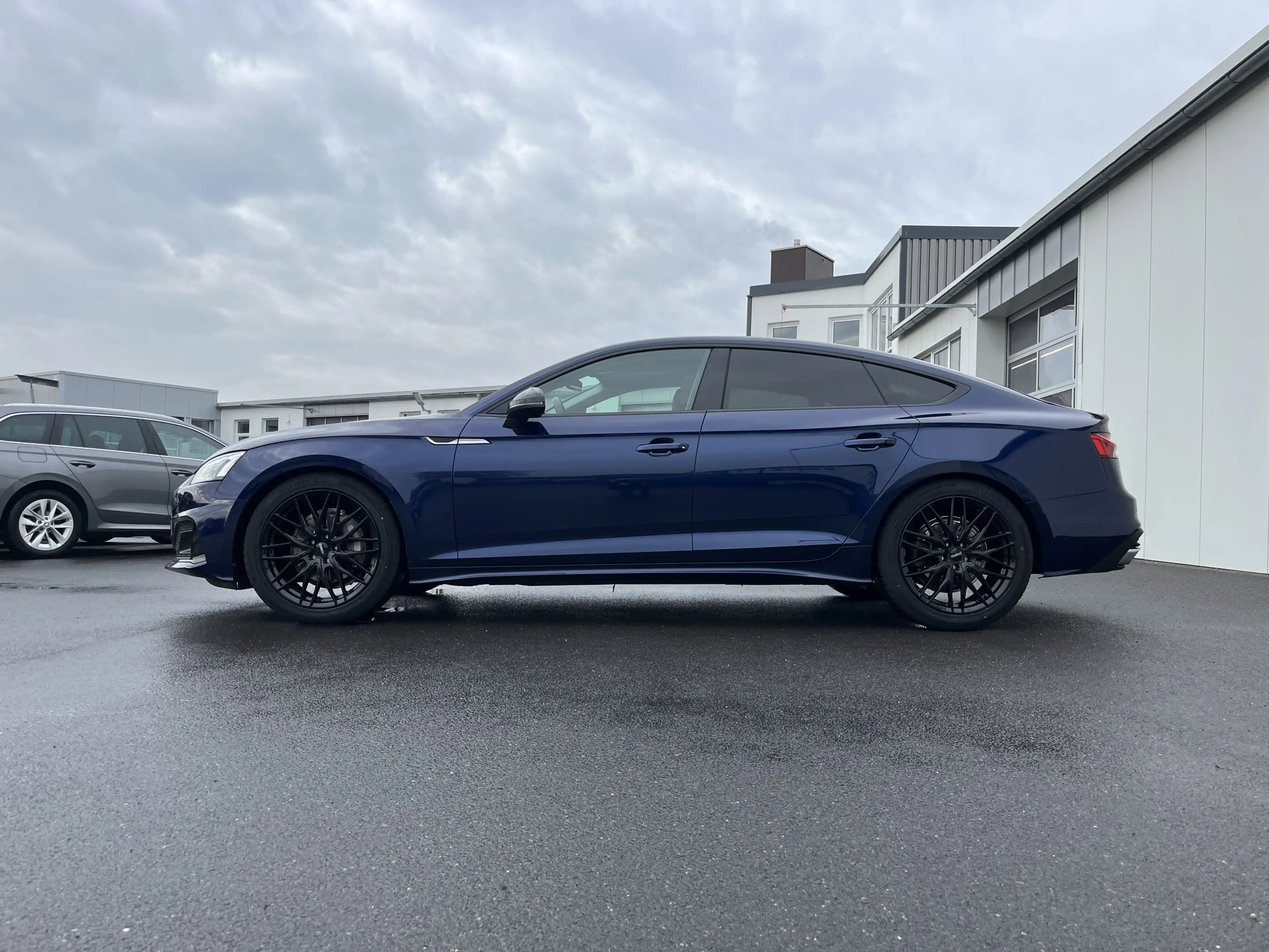 Audi A5 Sportback 40 2.0 TFSI quattro Blackline S-Line Opt — photo 2