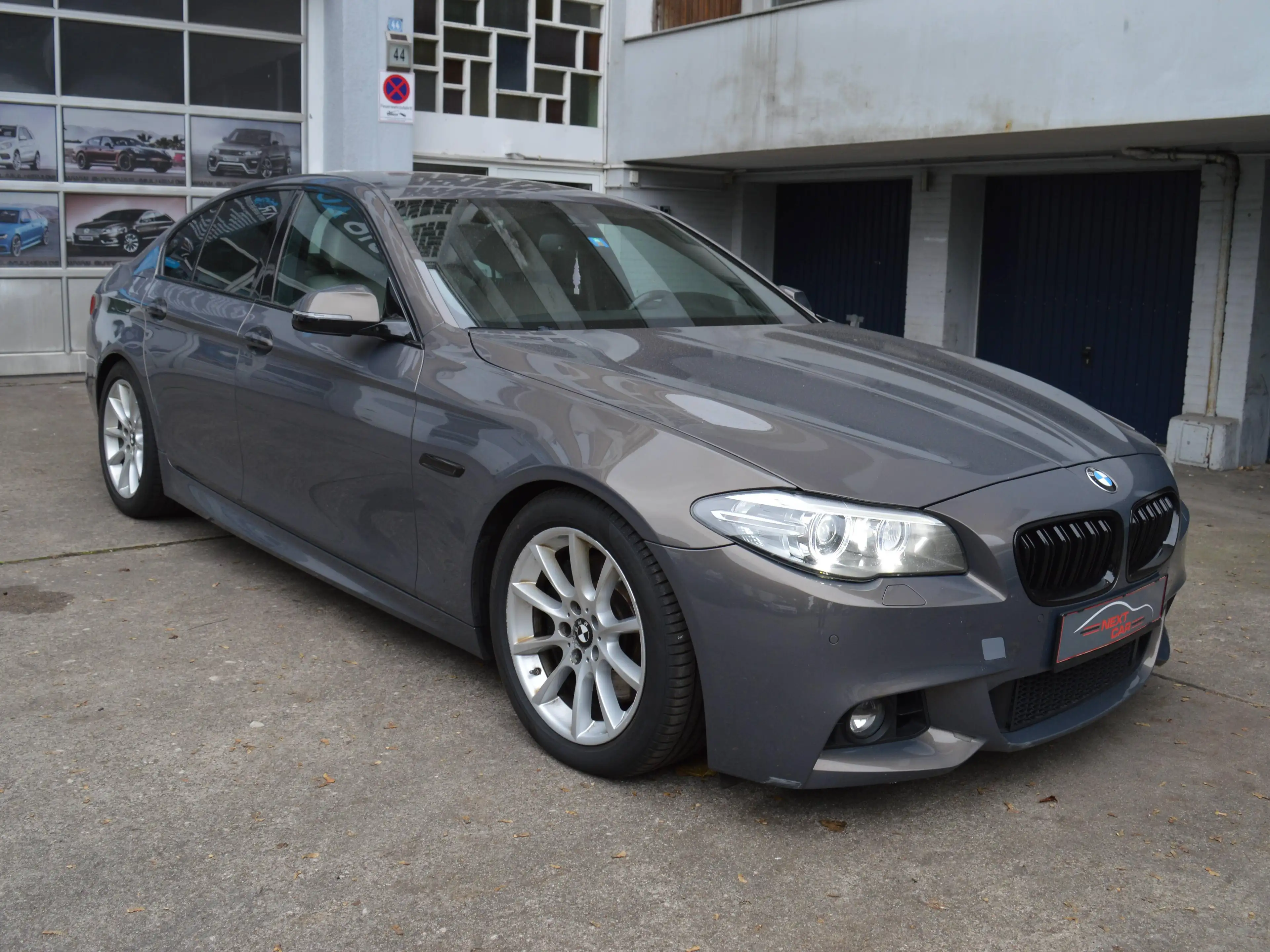 BMW 535 535 i xDrive*Leder*Navi*Head up Display*Xenon* — photo 3