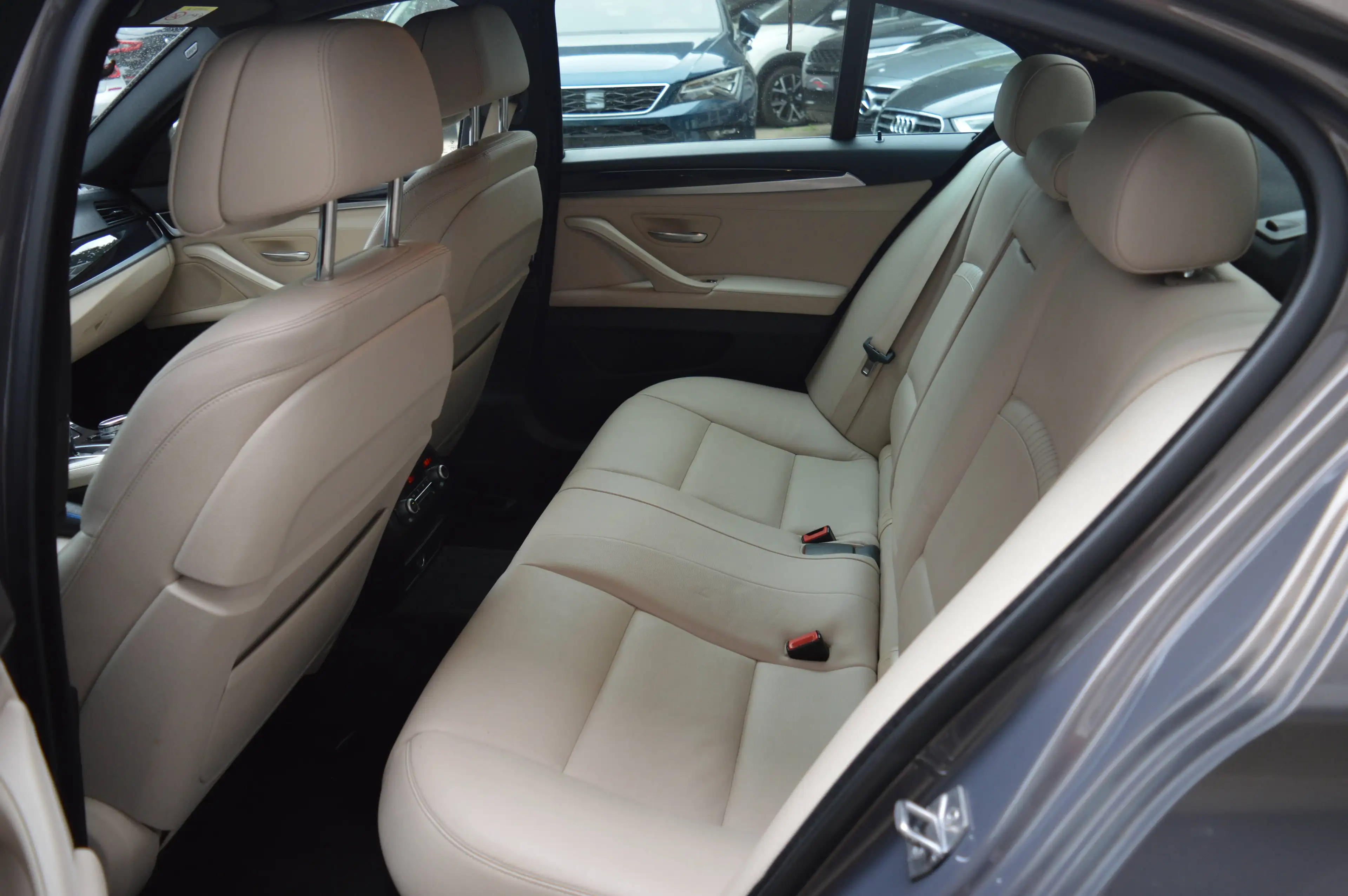 BMW 535 535 i xDrive*Leder*Navi*Head up Display*Xenon* — photo 12