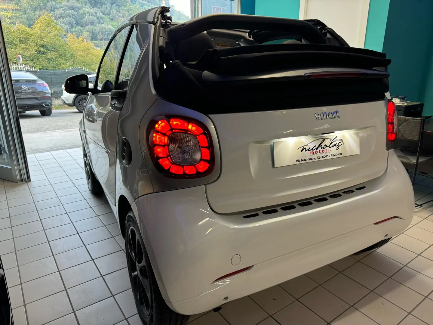 smart forTwo Cabrio 0.9 t Passion 90cv twinamic Bianco - 2