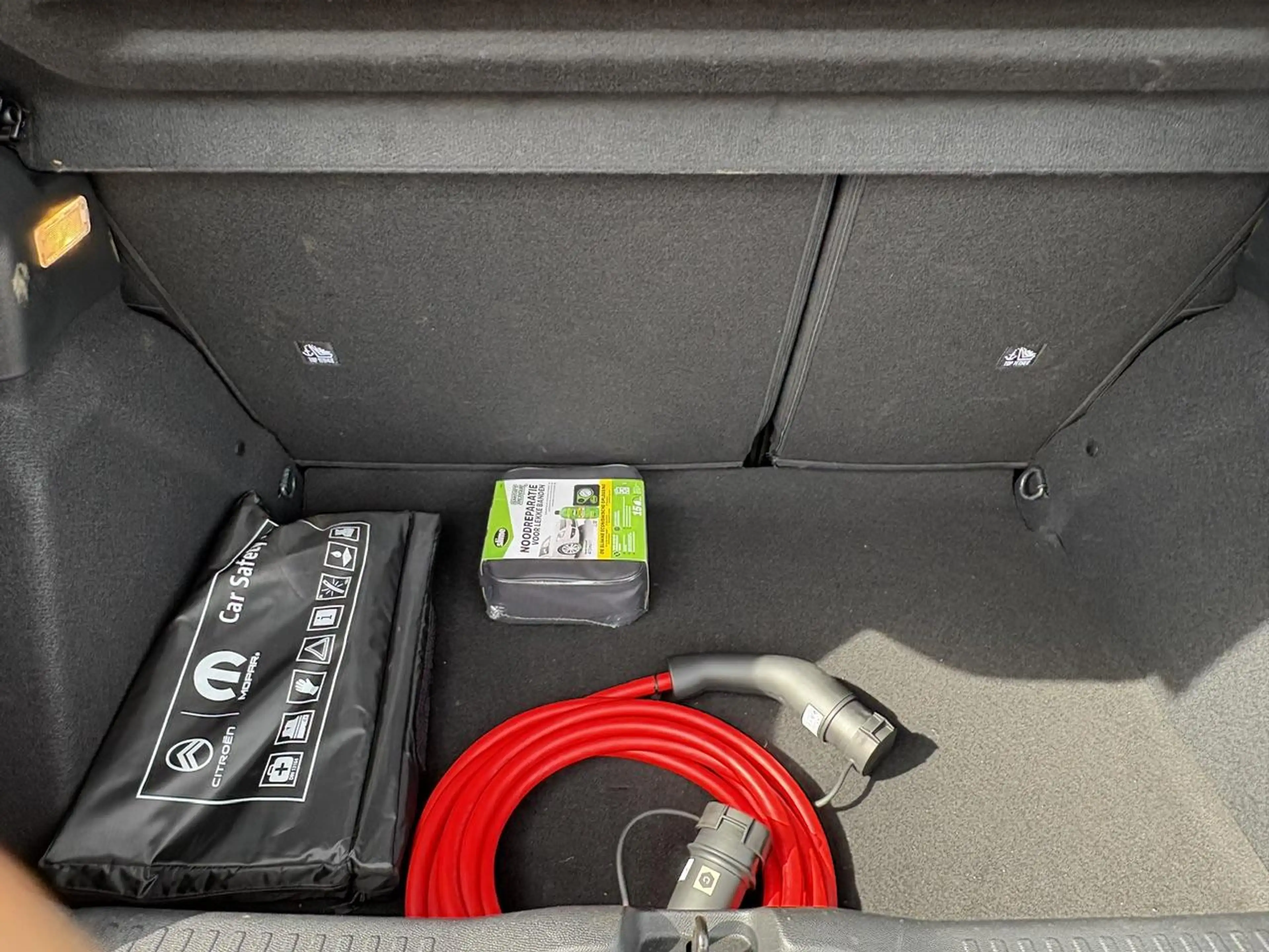 Citroen E-C3 Business 113pk Comfort Range 44 kWh | SOH 96.4% | — photo 8