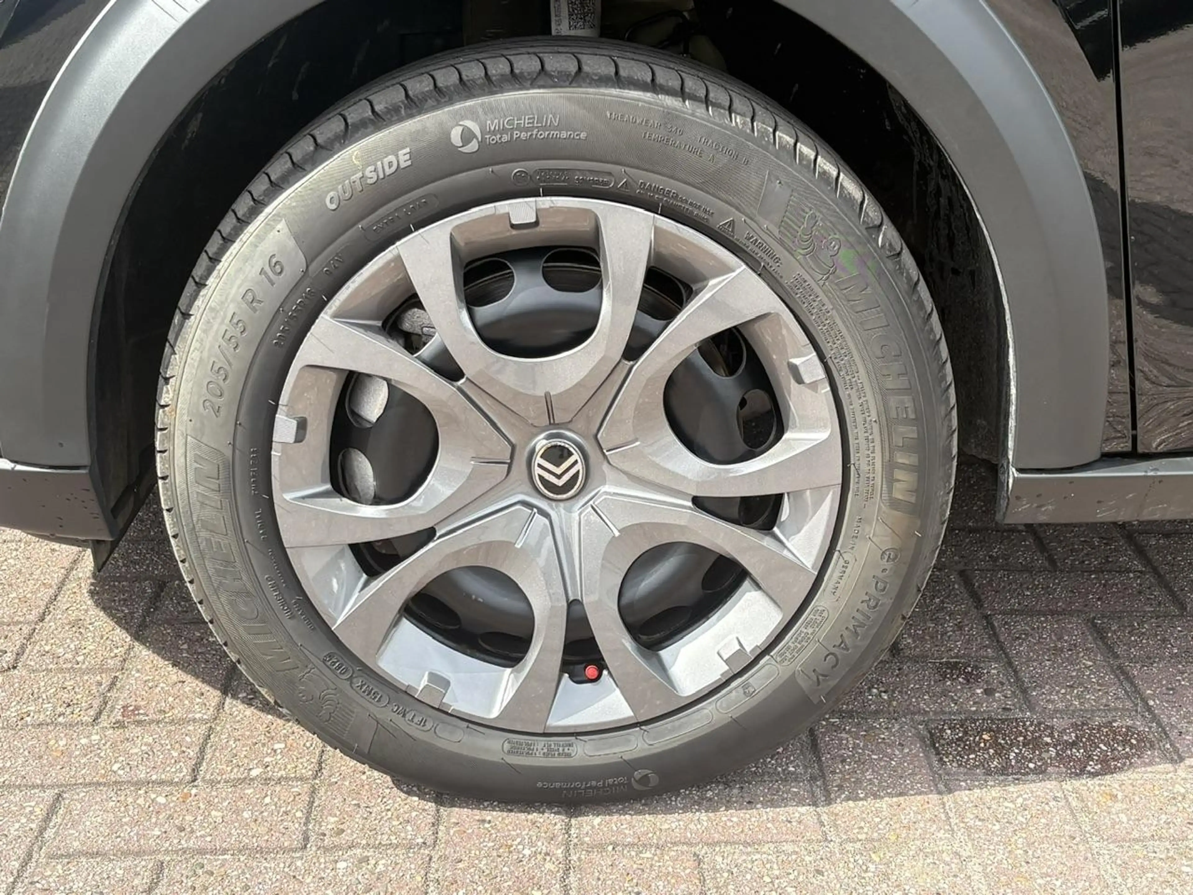 Citroen E-C3 Business 113pk Comfort Range 44 kWh | SOH 96.4% | — photo 11