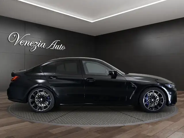BMW M3 view 9