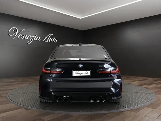 BMW M3 view 5