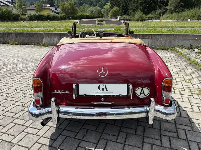 Mercedes-Benz Sonstige S 220 Ponton Cabriolet Ansicht 4