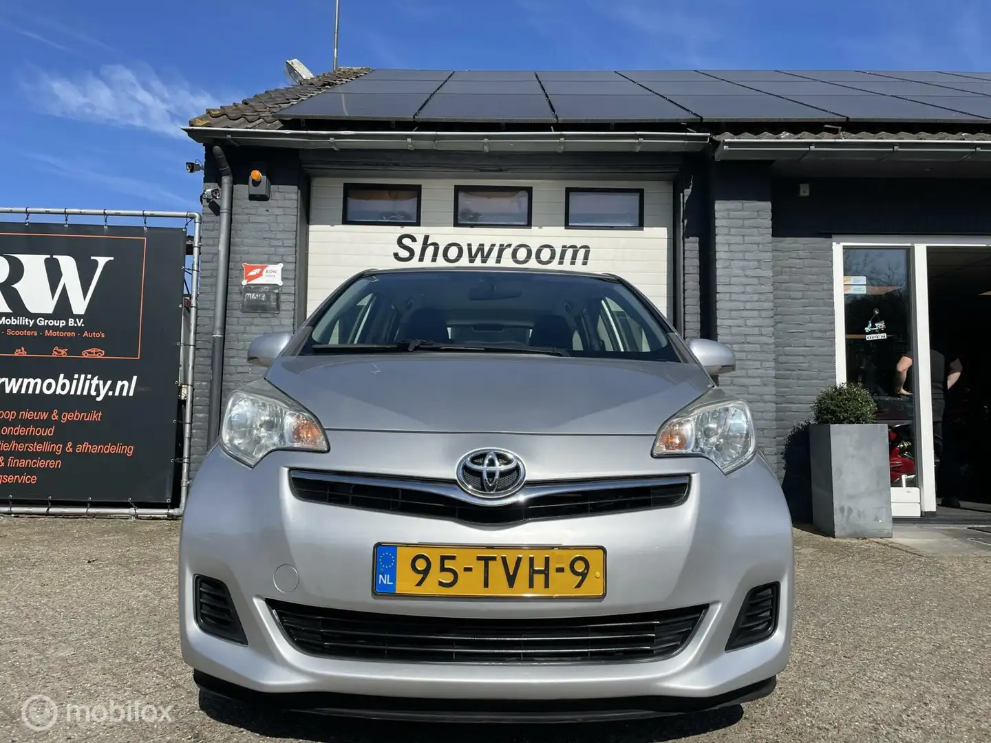 Toyota Verso-S 1.3 VVT-i Comfort met airco en nieuwe APK! Gri - 2
