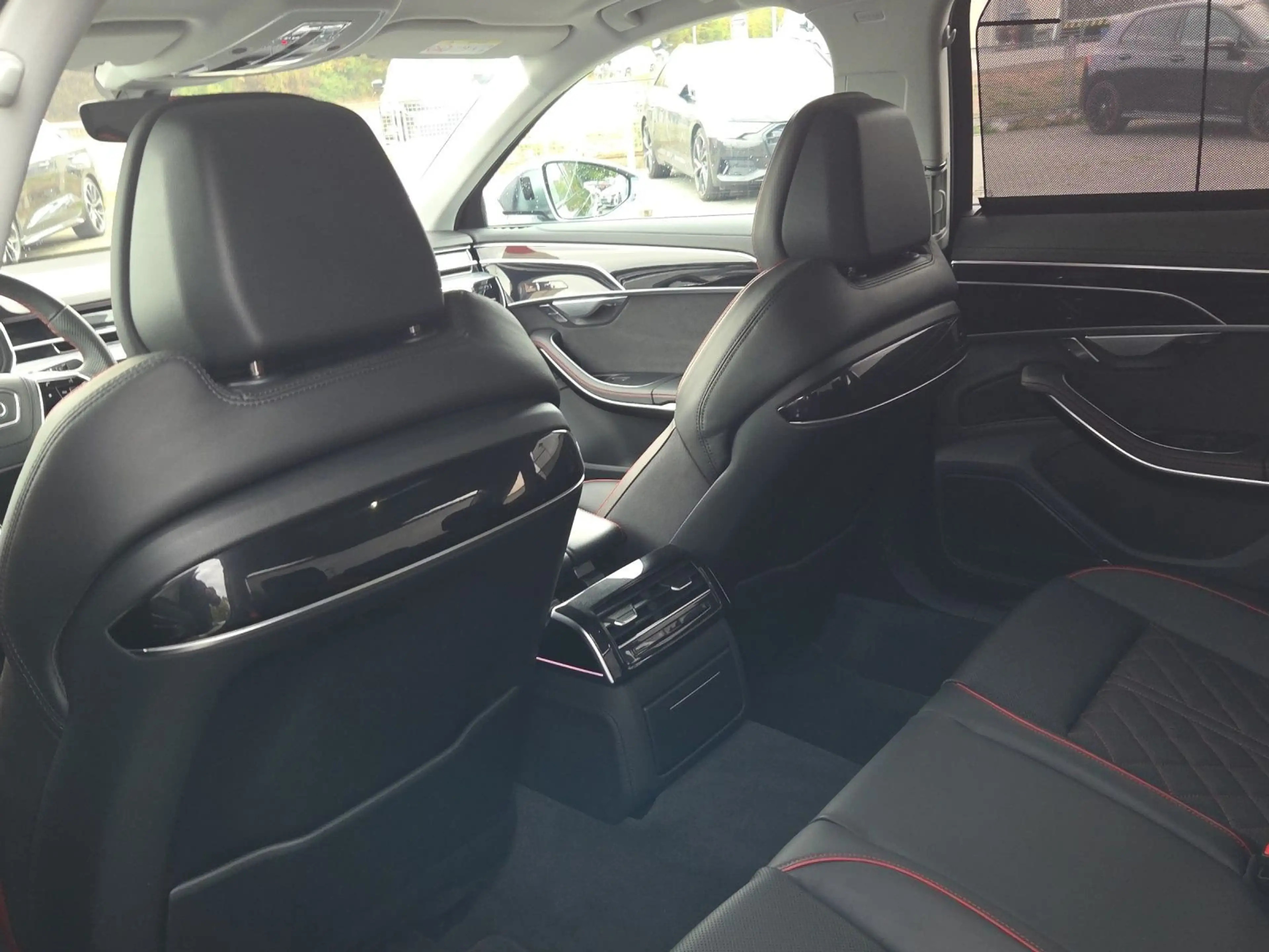 Audi S8 4.0 TFSI quattro*Standheizung*Pano*HeadIp*Sta — photo 15