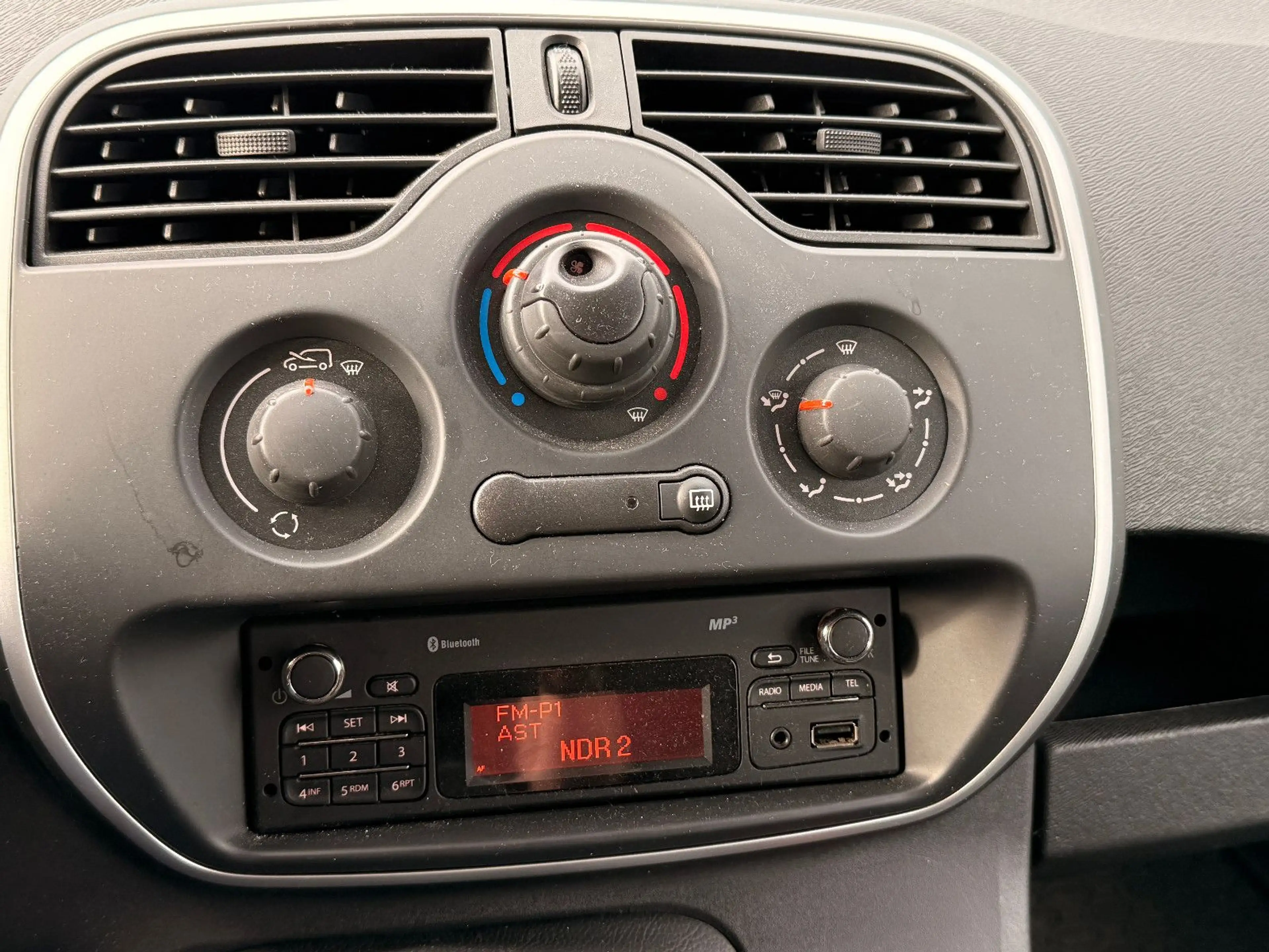 Renault Kangoo Rapid Extra — photo 14