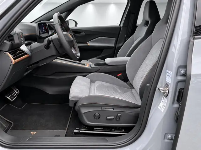 Cupra Born view 4