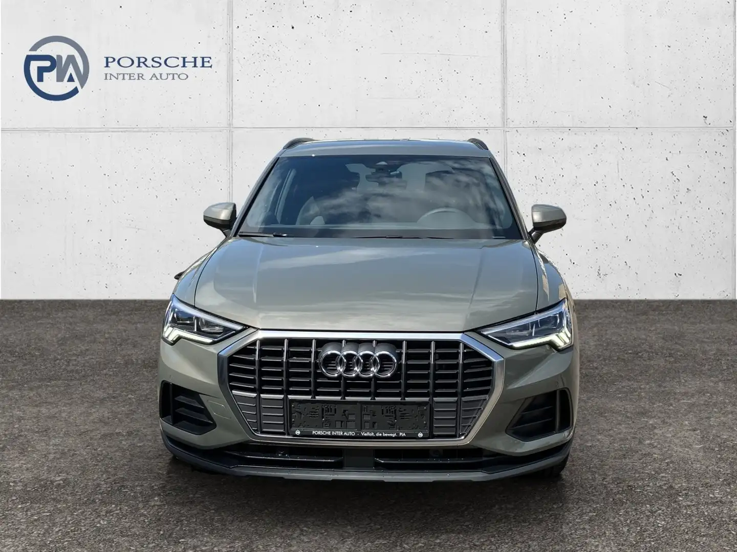 Audi Q3 35 TFSI intense Gris - 2