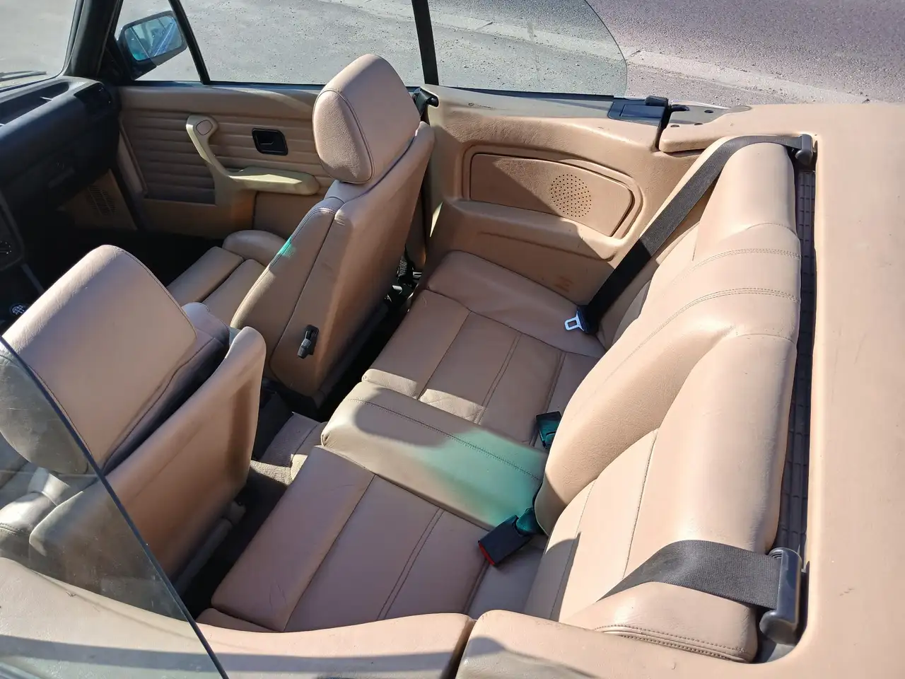 BMW 325i, foto 7