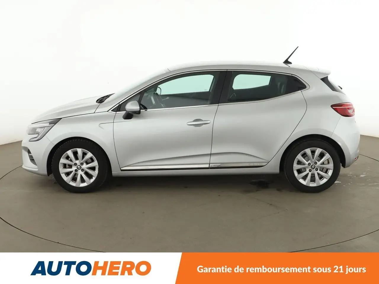 Renault Clio Citadine 5 portes — photo 3