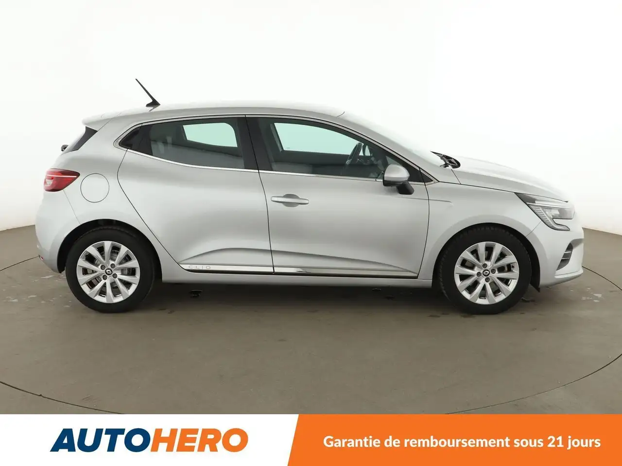 Renault Clio Citadine 5 portes — photo 7