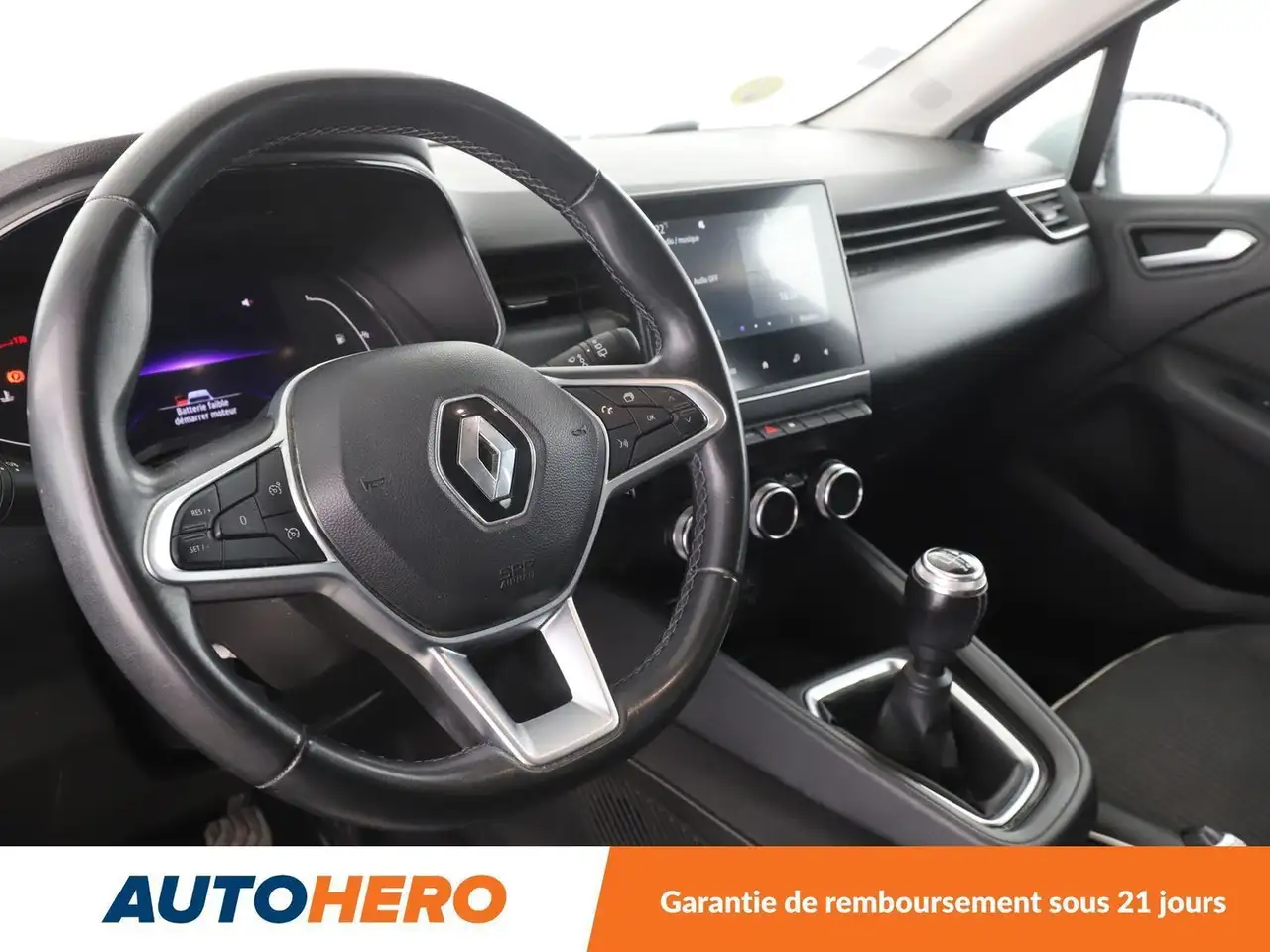 Renault Clio Citadine 5 portes — photo 11