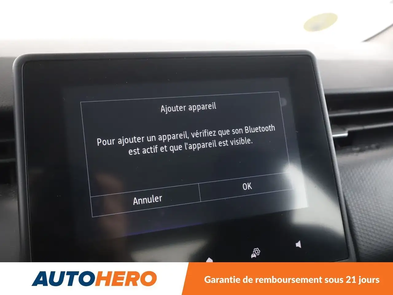 Renault Clio Citadine 5 portes — photo 22