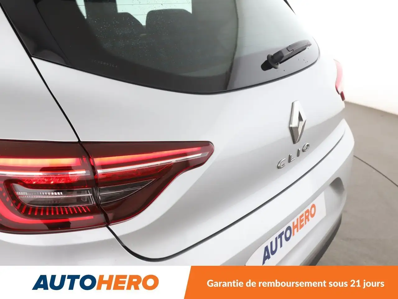 Renault Clio Citadine 5 portes — photo 32