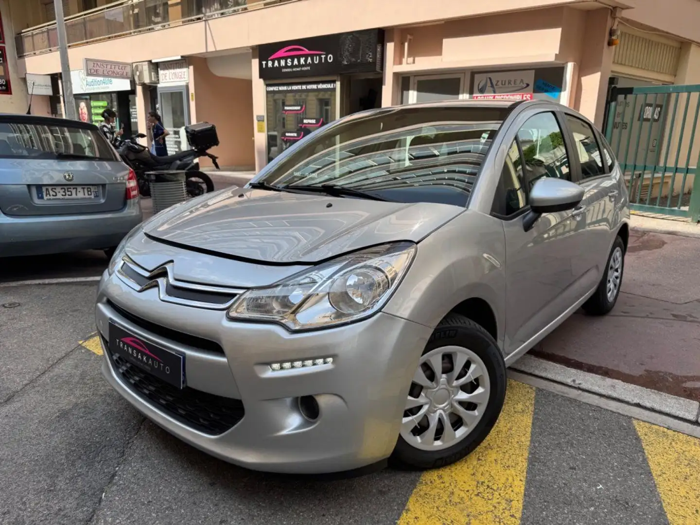 Citroen C3 1.6 l BlueHDi 75 CV Confort Gris - 1