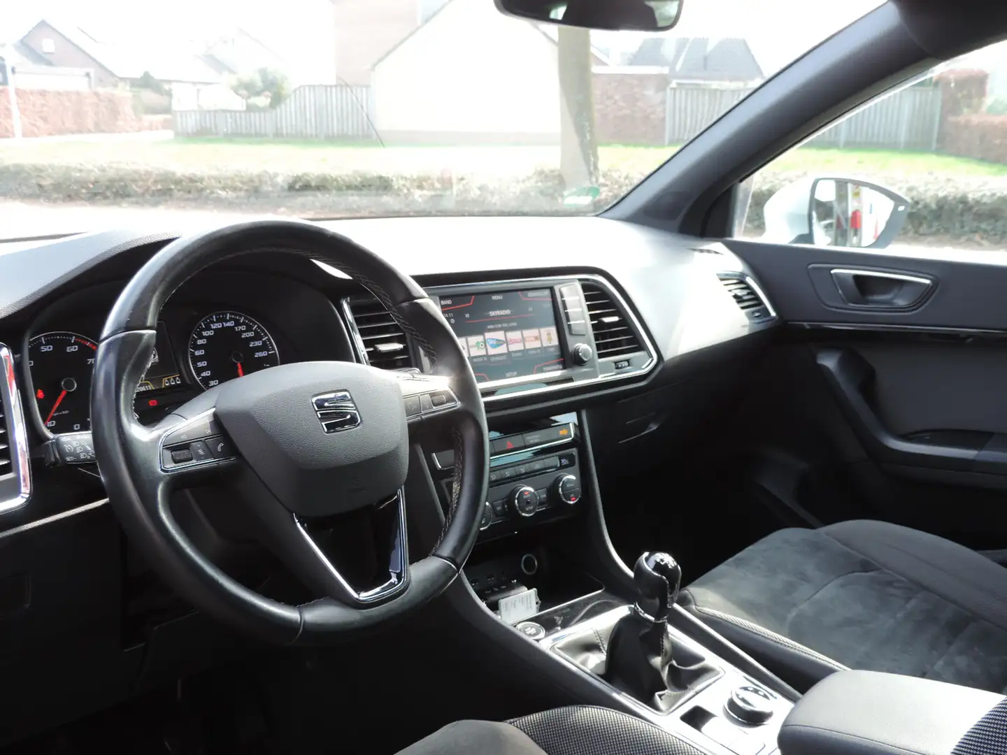 SEAT Ateca 1.4 EcoTSI Xcellence - Nav | Carplay | LED | Trekh Grijs - 2