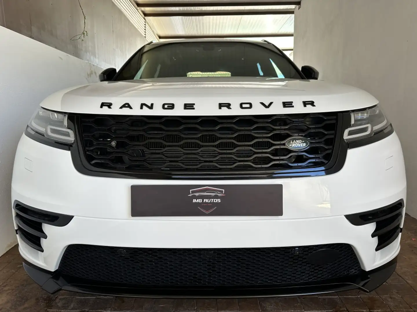 Land Rover Range Rover Velar 3.0D R-Dynamic HSE 4WD Aut. 300 Wit - 1